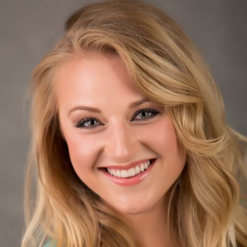 staff_emilyHarris